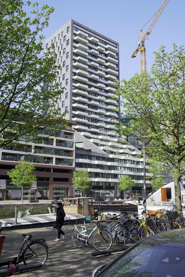 ConceptSystem 77 Ramen, ConceptWall 50 Vliesgevels en ConceptPatio 130 Schuifsystemen - Appartementencomplex The Muse: geeft Rotterdamse skyline smoel gelegen in Rotterdam, Nederland