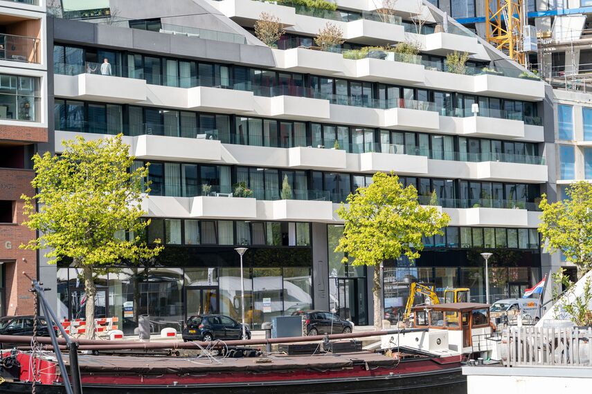 ConceptSystem 77 Ramen, ConceptWall 50 Vliesgevels en ConceptPatio 130 Schuifsystemen - Appartementencomplex The Muse: geeft Rotterdamse skyline smoel gelegen in Rotterdam, Nederland