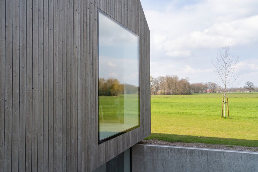 SlimLine 38 Deuren, ConceptPatio 130 Schuifsystemen en ConceptSystem 77 Ramen - Het Kleine Krikhaar: van landbouwschuur tot luxueus droomhuis gelegen in Geesteren, Nederland