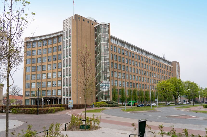 SlimLine 38 Deuren en SlimLine 38 Ramen - Appartementencomplex Philips Bedrijfsschool: historische puzzeltocht resulteert in dertig verschillende woningtypes gelegen in Eindhoven, Nederland