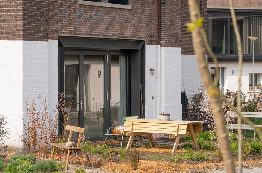 ConceptPatio 130 Schuifsystemen, ConceptSystem 77 Ramen en SlimLine 38 Deuren - Appartementencomplex Tuin van Noord: van gevangenis naar luxe woningen gelegen in Rotterdam, Nederland