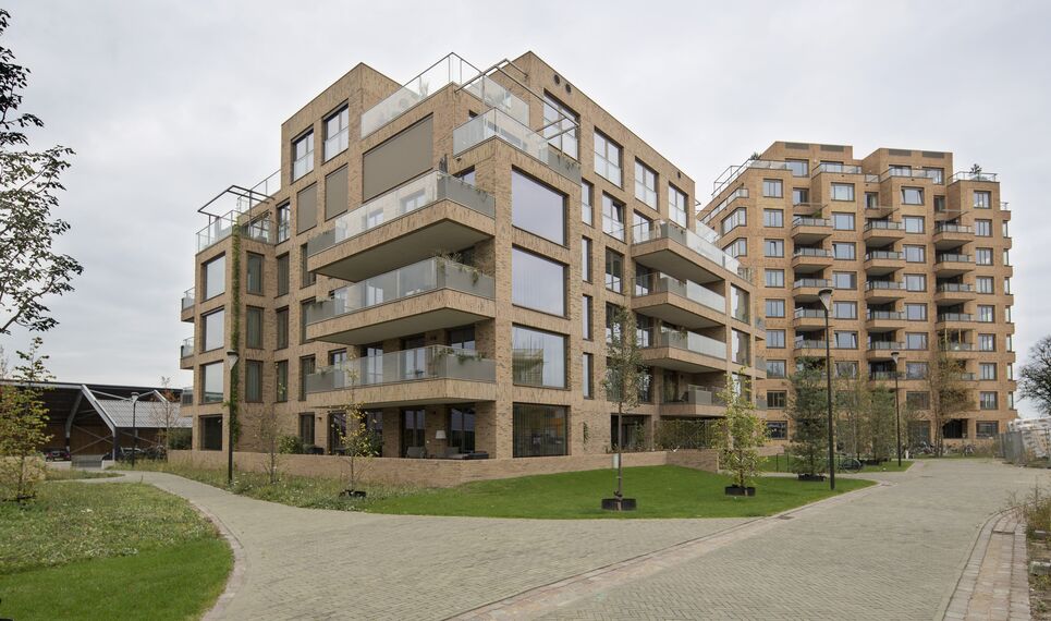 SlimLine 38 Deuren, ConceptSystem 77 Deuren, CW 50 Standard Vliesgevels en ConceptWall 50 Vliesgevels - Residental/Project Urban villa's Jeroen Bosch Park: Een nieuwe skyline van Den Bosch gelegen in 's Hertogenbosch, Nederland