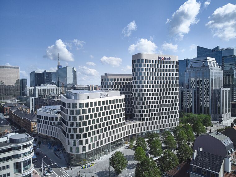 ConceptWall 50 Vliesgevels, ConceptWall 86 Vliesgevels, CW 86 Standard Vliesgevels en CW 86-EF Vliesgevels - Quatuor: een kwartet van gebouwen met duurzame oplossingen gelegen in Brussels, België