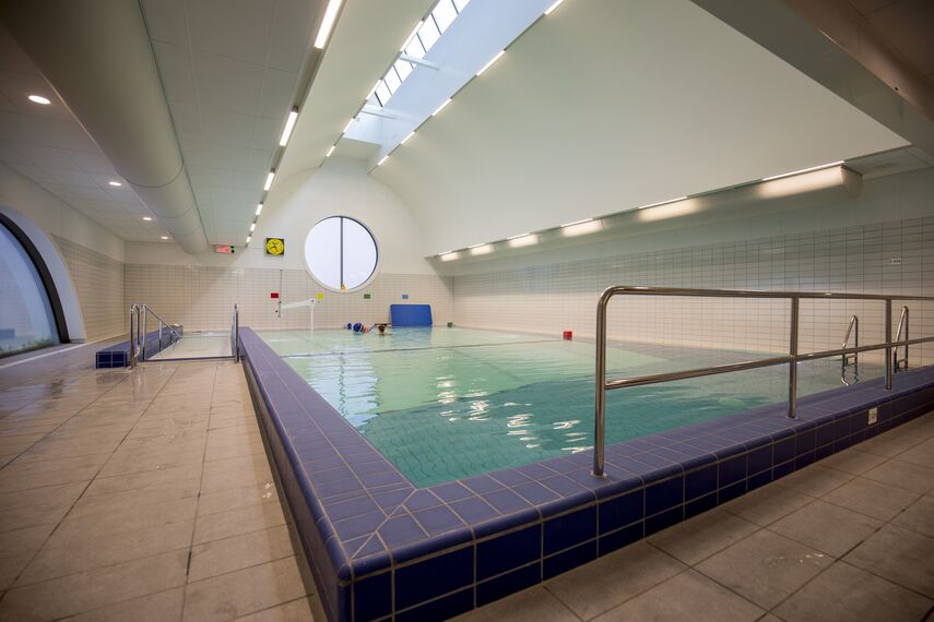 ConceptSystem 77 Deuren, ConceptSystem 77 Verborgen vleugel Ramen, CW 50 Standard Vliesgevels en ConceptWall 50 Vliesgevels - KJC Heliomare & MFS: gewoon waar kan, speciaal waar moet gelegen in Heemskerk, Nederland