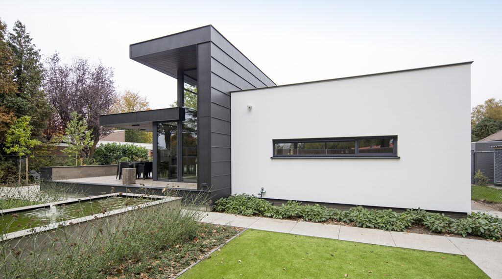 SlimLine 38 Deuren - Villa Villa Veghel: Metamorfose in Veghel gelegen in Veghel, Nederland