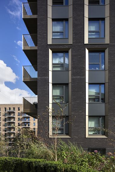 ConceptSystem 77 Ramen, ConceptSystem 77 Deuren, CS 86-HI (c) Geannuleerde systemen en ConceptWall 50 Vliesgevels - Wembley Park gelegen in London, Verenigd Koninkrijk