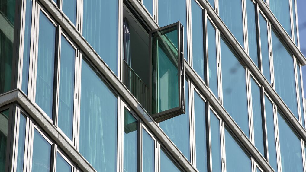 ConceptSystem 77 Standard Deuren en ConceptSystem 77 Vlak Deuren - Appartementencomplex Groene Toren Eindhoven: voormalig kantoor krijgt nieuw leven gelegen in Eindhoven, Nederland