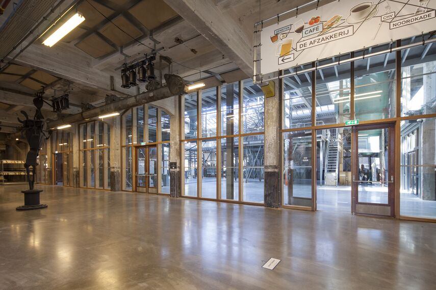 CS 38-SL Geannuleerde systemen en ConceptRoof 120 Tuinkamers - Office building CHV Noordkade: een transformatie in Veghel gelegen in Veghel, Nederland