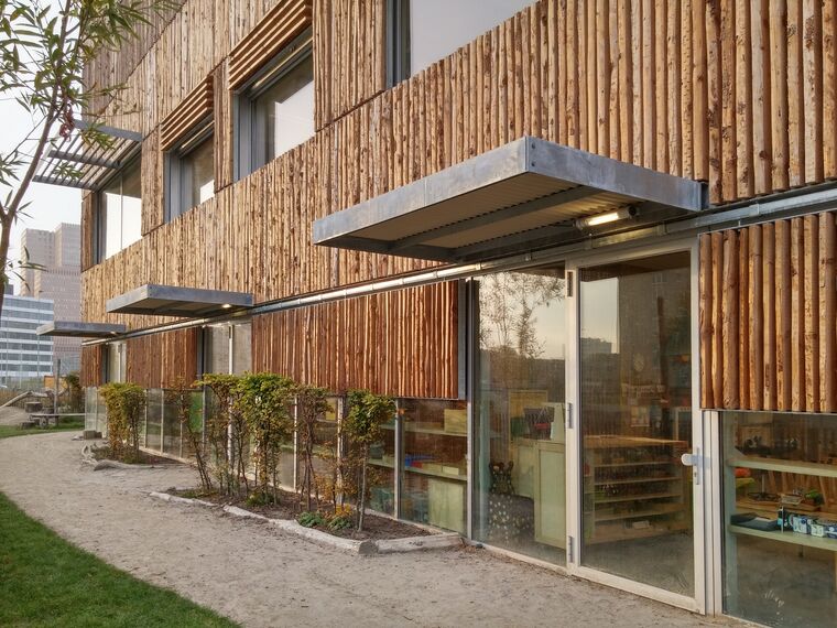 CS 38-SL Geannuleerde systemen en SlimLine 38 Ramen - Boarding school Kindercampus Zuidas: Robuust en fris gelegen in Amsterdam, Nederland