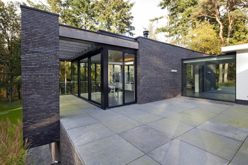 CS 38-SL Geannuleerde systemen, ConceptPatio 130 Schuifsystemen en ConceptWall 50 Vliesgevels - House Copierwoning: Bedrieglijk bescheiden aanbouw aan oorspronkelijk ontwerp van Gerrit Rietveld gelegen in Zeist, Nederland