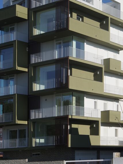 ConceptSystem 77 Ramen, ThermoSystem 68 Ramen en ConceptPatio 68 Schuifsystemen - Appartementencomplex La casa sull'olivo gelegen in Ragusa, Italië