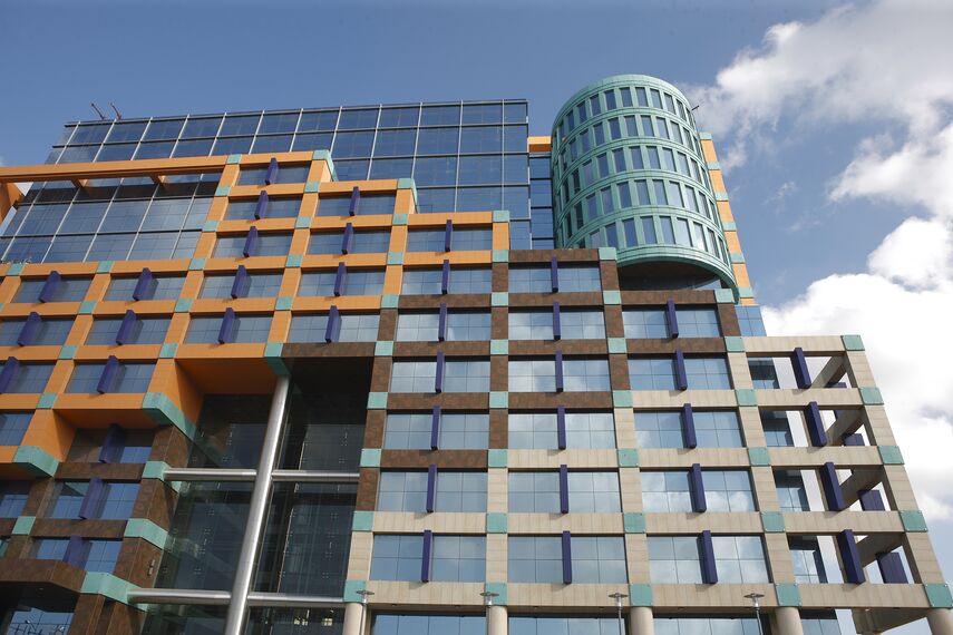 ConceptWall 50 Vliesgevels - Office building Shur Plaza gelegen in Baku, Azerbeidzjan