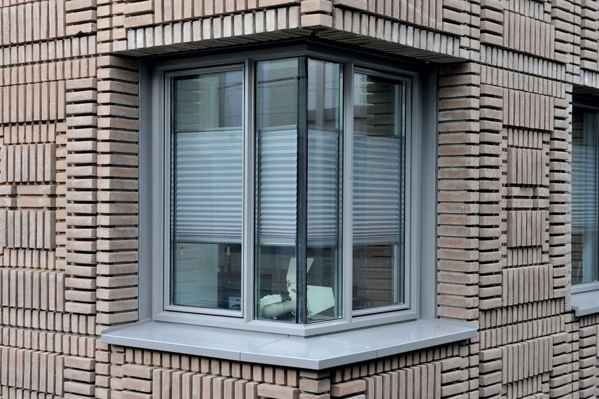 CS 38-SL Geannuleerde systemen, CS 38-SL Geannuleerde systemen en SlimLine 38 Ramen - Bloemhof: rank beeld met speciaal ontworpen bakstenen gevel gelegen in Groningen, Nederland