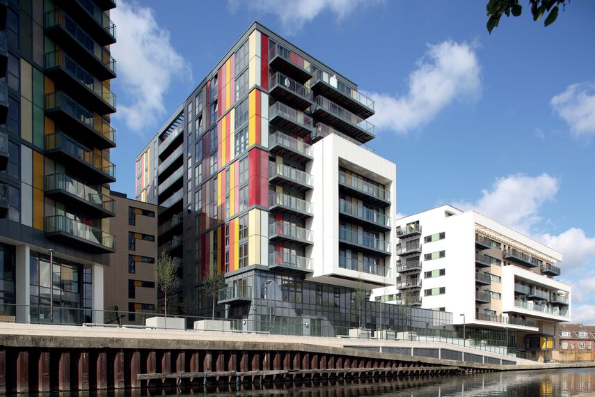 ConceptWall 50 Vliesgevels - Appartementencomplex Matchmakers Wharf gelegen in Stratford, Verenigd Koninkrijk