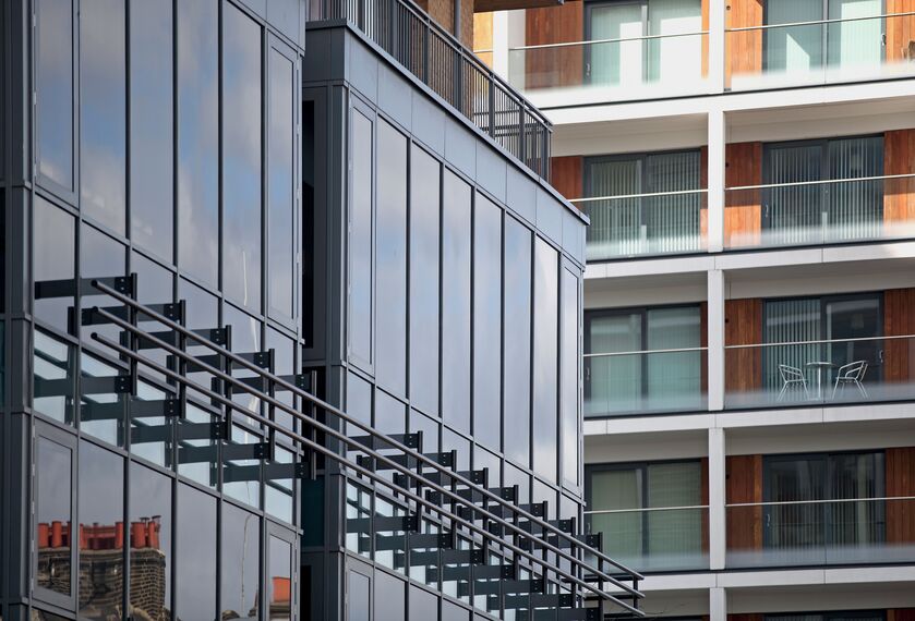 ConceptWall 50 Vliesgevels - Appartementencomplex Matchmakers Wharf gelegen in Stratford, Verenigd Koninkrijk