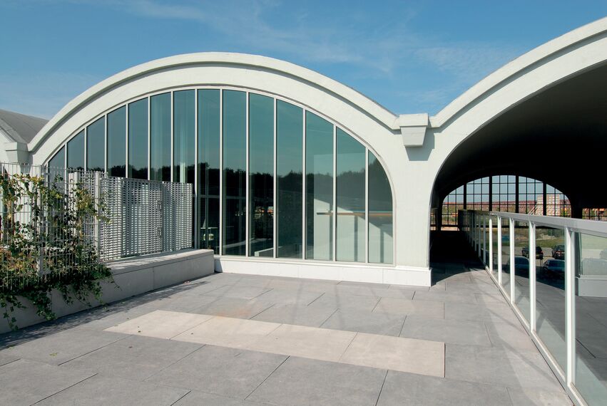 ConceptWall 60 Vliesgevels - Office building Spilcentrum de Hangar gelegen in Eindhoven, Nederland