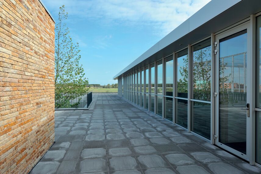 ConceptWall 50 Vliesgevels - School International School Almere gelegen in Almere, Nederland