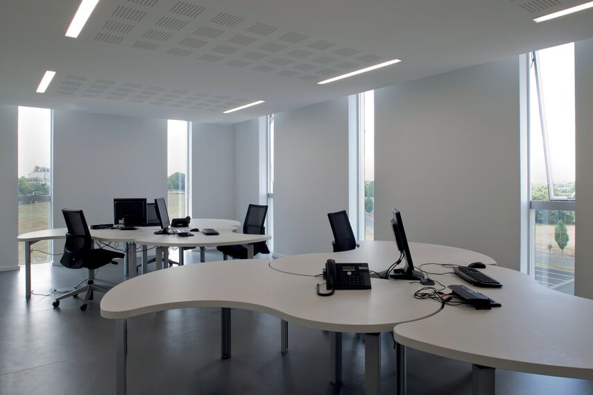 ConceptWall 86 Vliesgevels - Office building Fiteco Office Building gelegen in Changé, Frankrijk