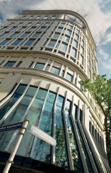 ConceptWall 50 Vliesgevels - The Needle Office Building gelegen in Sofia, Bulgarije