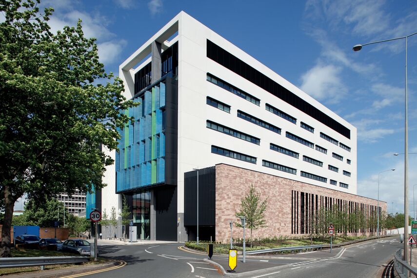 ConceptWall 50 Vliesgevels - Office building Severn Trent Headquarters gelegen in Coventry, Verenigd Koninkrijk