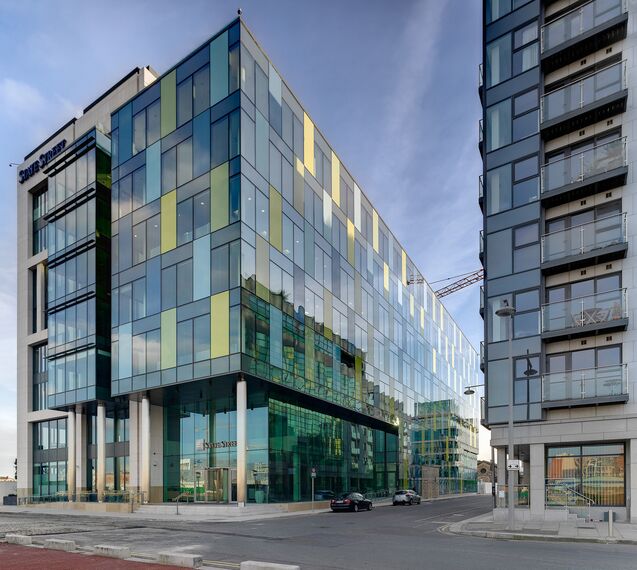ConceptWall 60 Vliesgevels - Sir John Rogerson's Quay gelegen in Dublin, Ierland