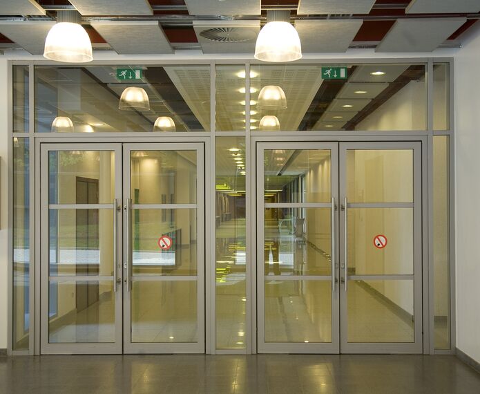 ConceptWall 50 Vliesgevels - Research/Engineering centre Laboratorium St Luc gelegen in Brussels, België