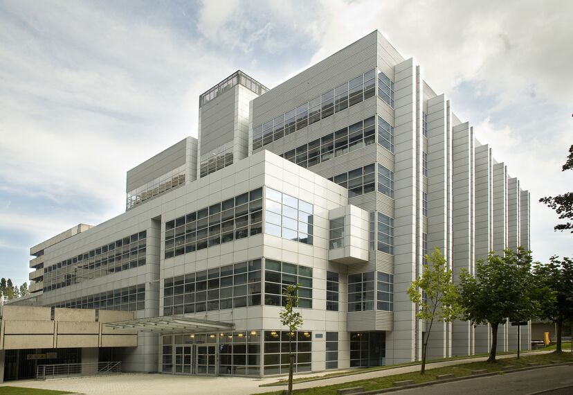 ConceptWall 50 Vliesgevels - Research/Engineering centre Laboratorium St Luc gelegen in Brussels, België