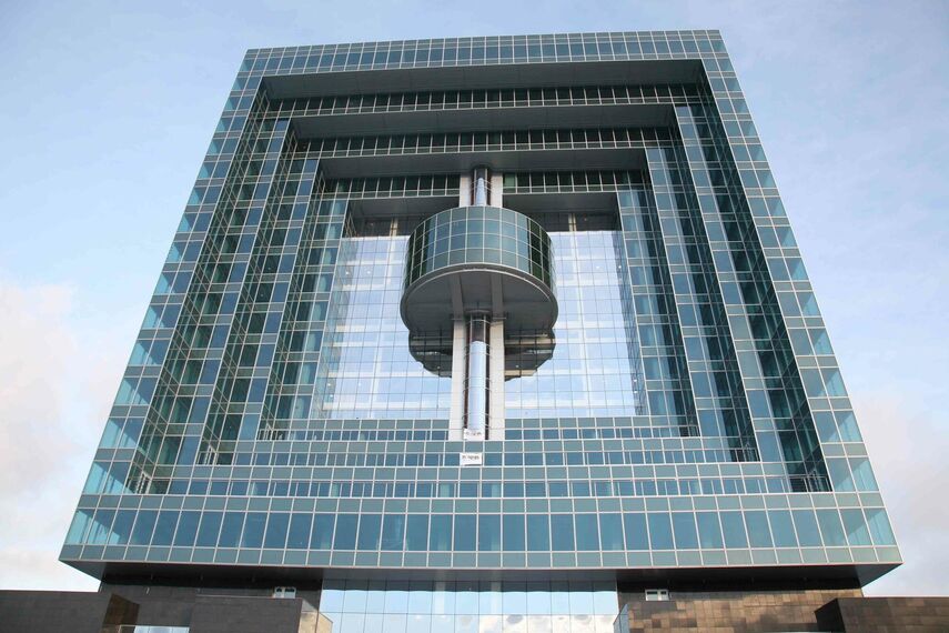 ConceptSystem 77 Deuren, ConceptWall 86 Vliesgevels, ConceptSystem 77 Ramen en ConceptWall 50 Vliesgevels - Avilon Plaza gelegen in Moscow, Rusland