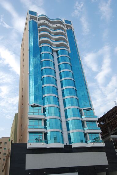 ConceptWall 50 Vliesgevels - Classic Tower gelegen in Juffair, Bahrein