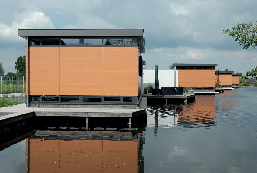 CP 96 Schuifsystemen - Villa Watervilla's: Deels onder water gelegen in Wilnis, Nederland