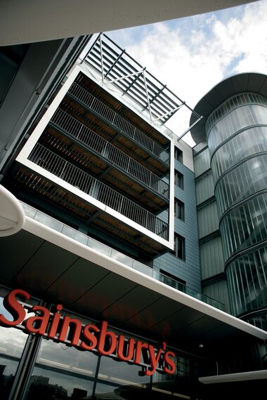 ConceptWall 50 Vliesgevels - Appartementencomplex Sainsbury's Maidenhead gelegen in Maidenhead, Verenigd Koninkrijk