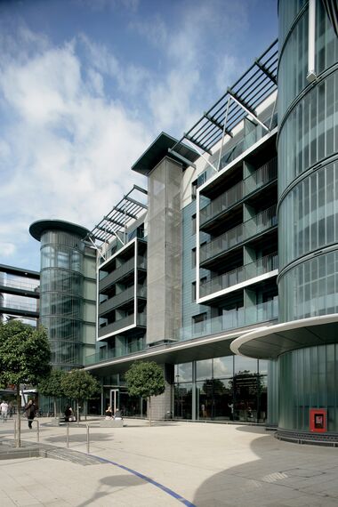 ConceptWall 50 Vliesgevels - Appartementencomplex Sainsbury's Maidenhead gelegen in Maidenhead, Verenigd Koninkrijk
