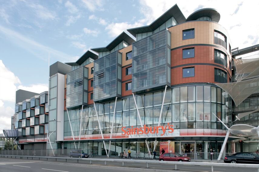 ConceptWall 50 Vliesgevels - Appartementencomplex Sainsbury's Maidenhead gelegen in Maidenhead, Verenigd Koninkrijk