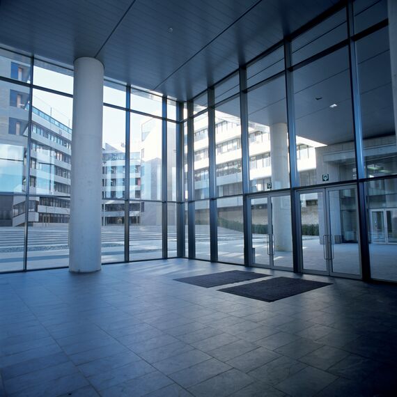 ConceptWall 50 Vliesgevels - College/University University Gasthuisberg gelegen in Leuven, België