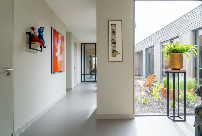 MasterLine 8 Ramen, MasterLine 8 Deuren en ConceptSystem 77 Ramen - Woonhuis Van Hoof: ontdek verborgen schatten gelegen in Den Hout, Nederland