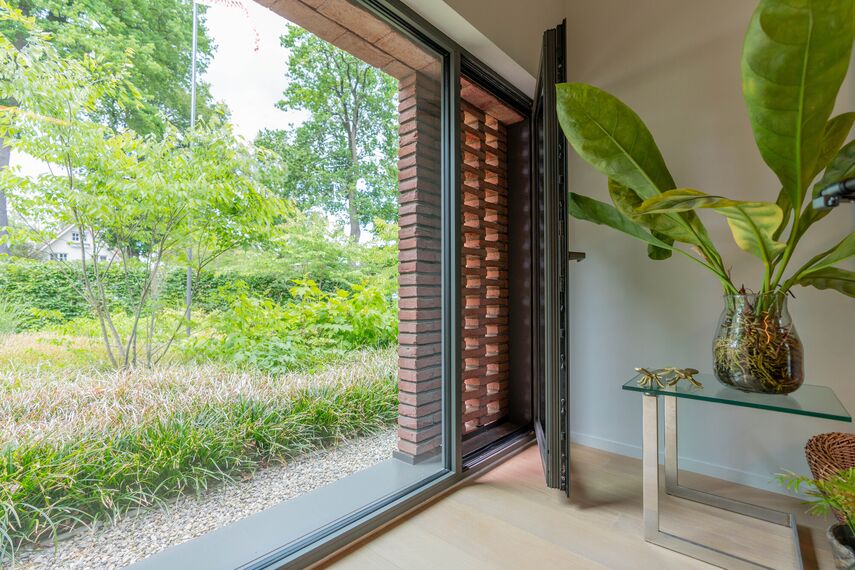 SlimLine 38 Ramen, ConceptPatio 155 Schuifsystemen, ConceptSystem 77 Ramen, ConceptSystem 77 Deuren en SlimLine 38 Cubic Ramen - Villa BW gelegen in Tilburg, Nederland