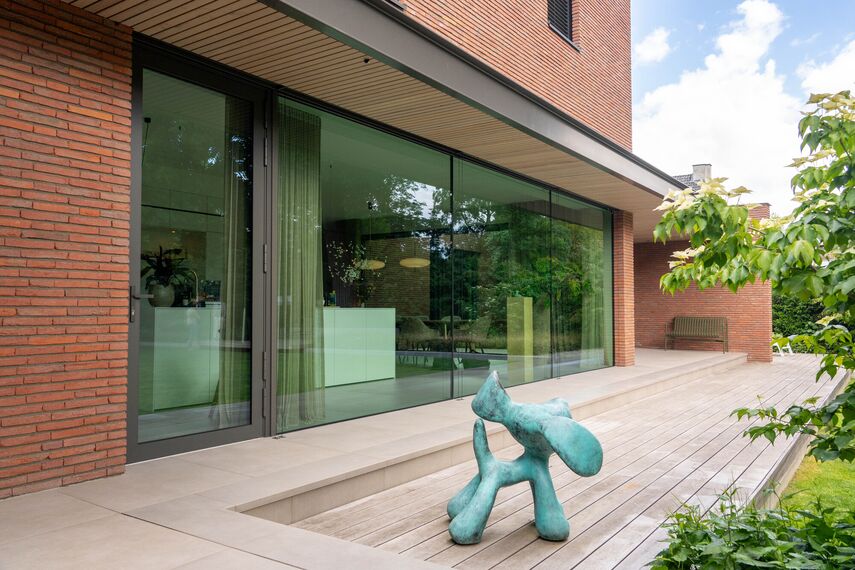 SlimLine 38 Ramen, ConceptPatio 155 Schuifsystemen, ConceptSystem 77 Ramen, ConceptSystem 77 Deuren en SlimLine 38 Cubic Ramen - Villa BW gelegen in Tilburg, Nederland