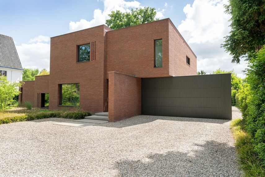 SlimLine 38 Ramen, ConceptPatio 155 Schuifsystemen, ConceptSystem 77 Ramen, ConceptSystem 77 Deuren en SlimLine 38 Cubic Ramen - Villa BW gelegen in Tilburg, Nederland