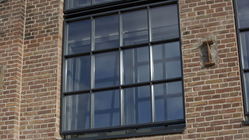CS 24-SL Geannuleerde systemen, SlimLine 38 Standard Ramen en SlimLine 38 Classic Ramen - Neerlandia: Wonen in een spijkerfabriek gelegen in Utrecht, Nederland