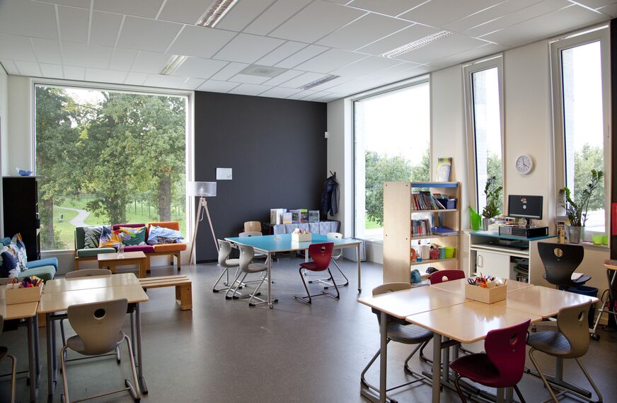 ConceptSystem 77 Deuren, ConceptSystem 77 Ramen en ConceptPatio 155 Schuifsystemen - School MFA De Heerd: Flexibele accommodatie voor sport en cultuur gelegen in Heerde, Nederland