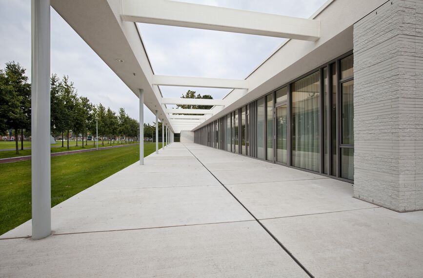 ConceptSystem 77 Deuren, CS 38-SL Geannuleerde systemen, CS 38-SL Geannuleerde systemen en ConceptSystem 77 Ramen - MFA De Heerd: Flexibele accommodatie voor sport en cultuur gelegen in Heerde, Nederland