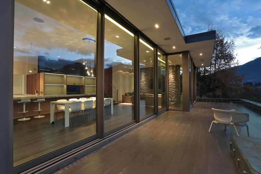 ConceptFolding 77 Schuifsystemen en ConceptSystem 77 Ramen - Lake Wakatipu House gelegen in Otago, Nieuw-Zeeland