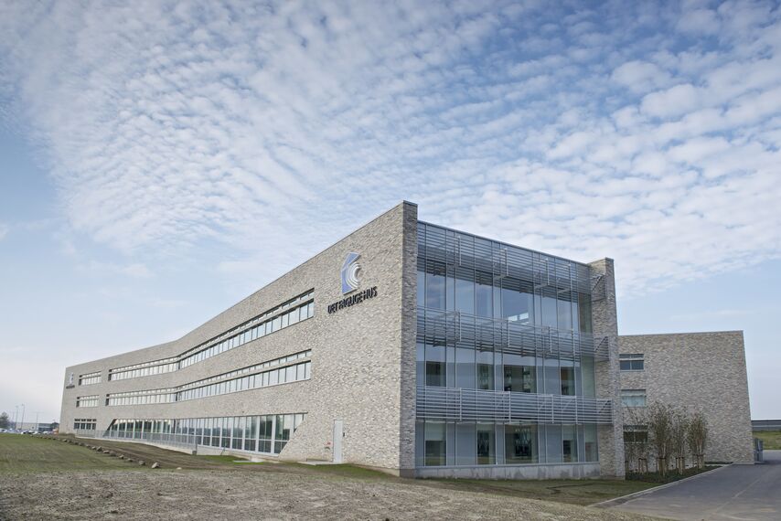 BriseSoleil 100 Zonwering, CS 104 (c) Geannuleerde systemen en ConceptWall 50-HI Vliesgevels - Office building Det Faglige Hus gelegen inDenemarken