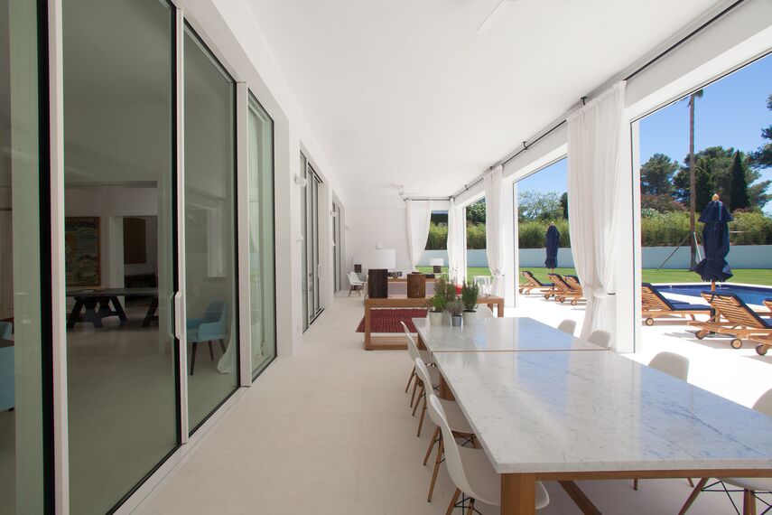 ConceptSystem 77 Deuren, ConceptPatio 68 Schuifsystemen en HiFinity Schuifsystemen - Las Palmeras gelegen inSpanje