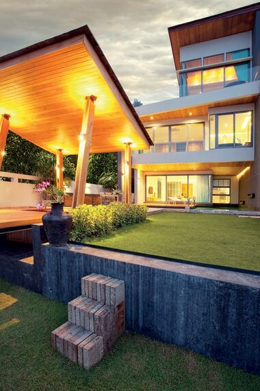 CP 96 Schuifsystemen, ConceptSystem 59Pa Deuren en ConceptSystem 59Pa Ramen - Eva Beach Resort gelegen in Phuket, Thailand