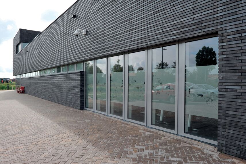 ConceptWall 60 Vliesgevels - Fire station Regional Fire Station and Police Office gelegen in Drachten, Nederland