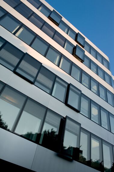 ConceptWall 86 Vliesgevels - MAN Corporate Centre gelegen in München, Duitsland