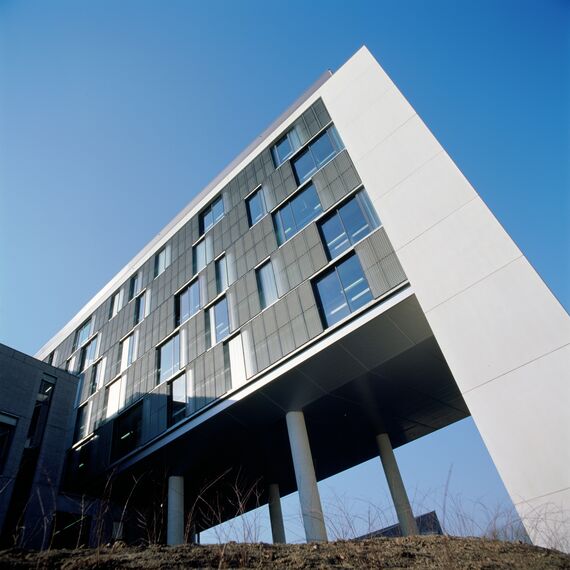 ConceptWall 50 Vliesgevels - College/University University Gasthuisberg gelegen in Leuven, België