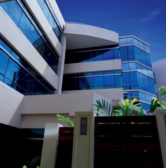 ConceptWall 50 Vliesgevels - Samitivej Sukhumvit Hospital gelegen in Bangkok, Thailand