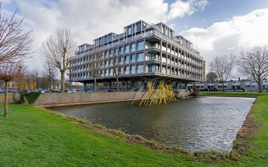 SlimLine 38 Ramen en ConceptPatio 130 Schuifsystemen - Residental/Project Schubertsingel: Van brutalistisch bastion tot eigentijds woongebouw gelegen in 's Hertogenbosch, Nederland